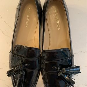 Via Spiga black patent leather tassel flats
